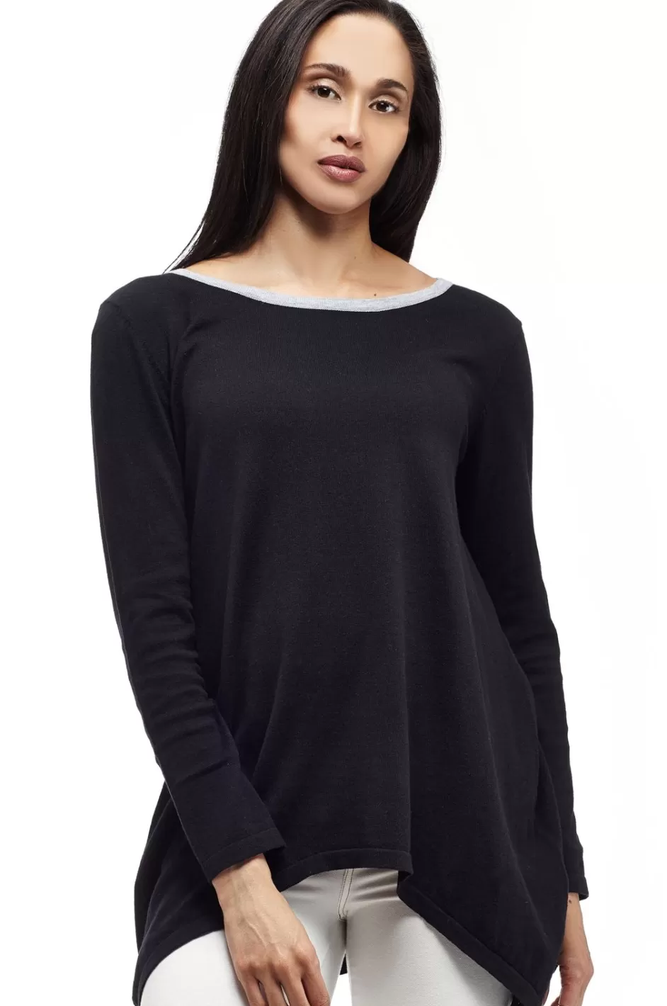 Cheap La Cera Rounded Neck Pullover Sweater Top Sweaters