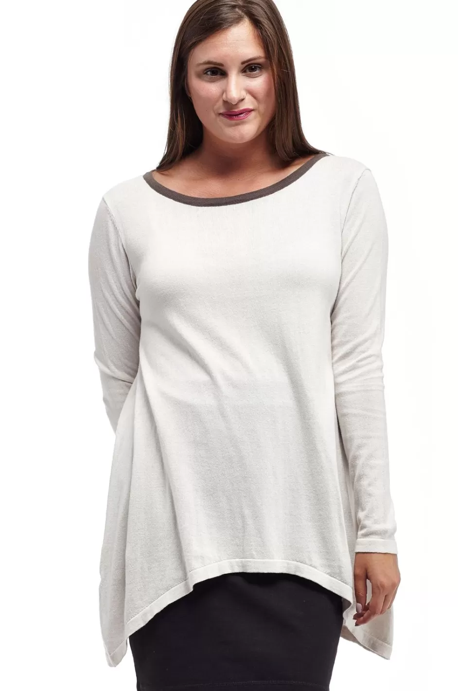 Cheap La Cera Rounded Neck Pullover Sweater Top Sweaters